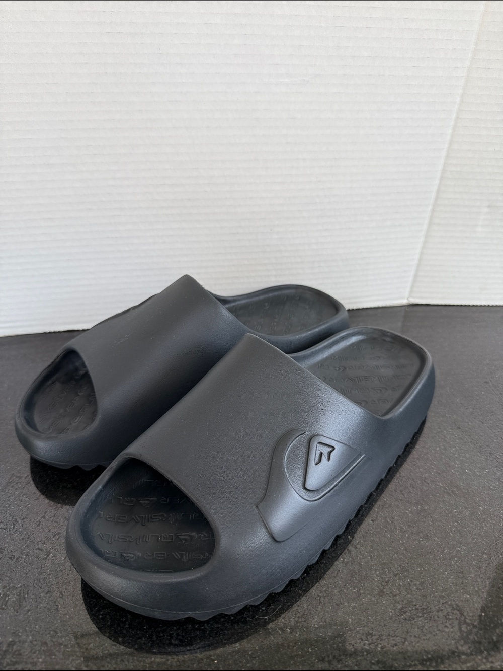Quiksilver Cloudbreak Men's Slides Sandals Size 10 Black